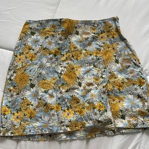 Urban Outfitters blue/yellow flower mini skirt